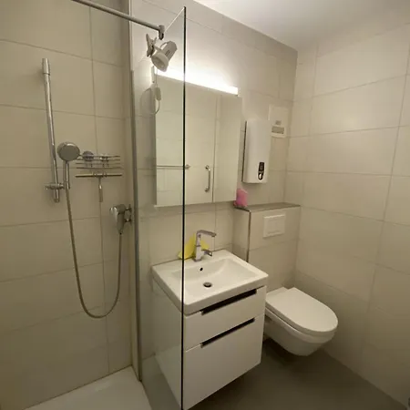 Silbermoewe Apartman *